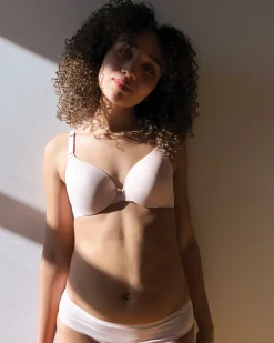 Lightly Lined Sleek Back Bra