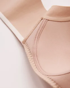 Lightly Lined Wireless Sleek Back Bra