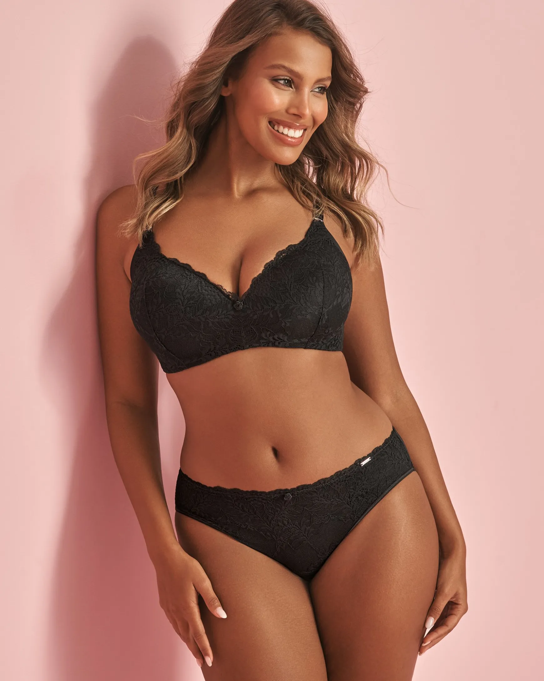 Lightly Lined Wireless Sleek Back Bra